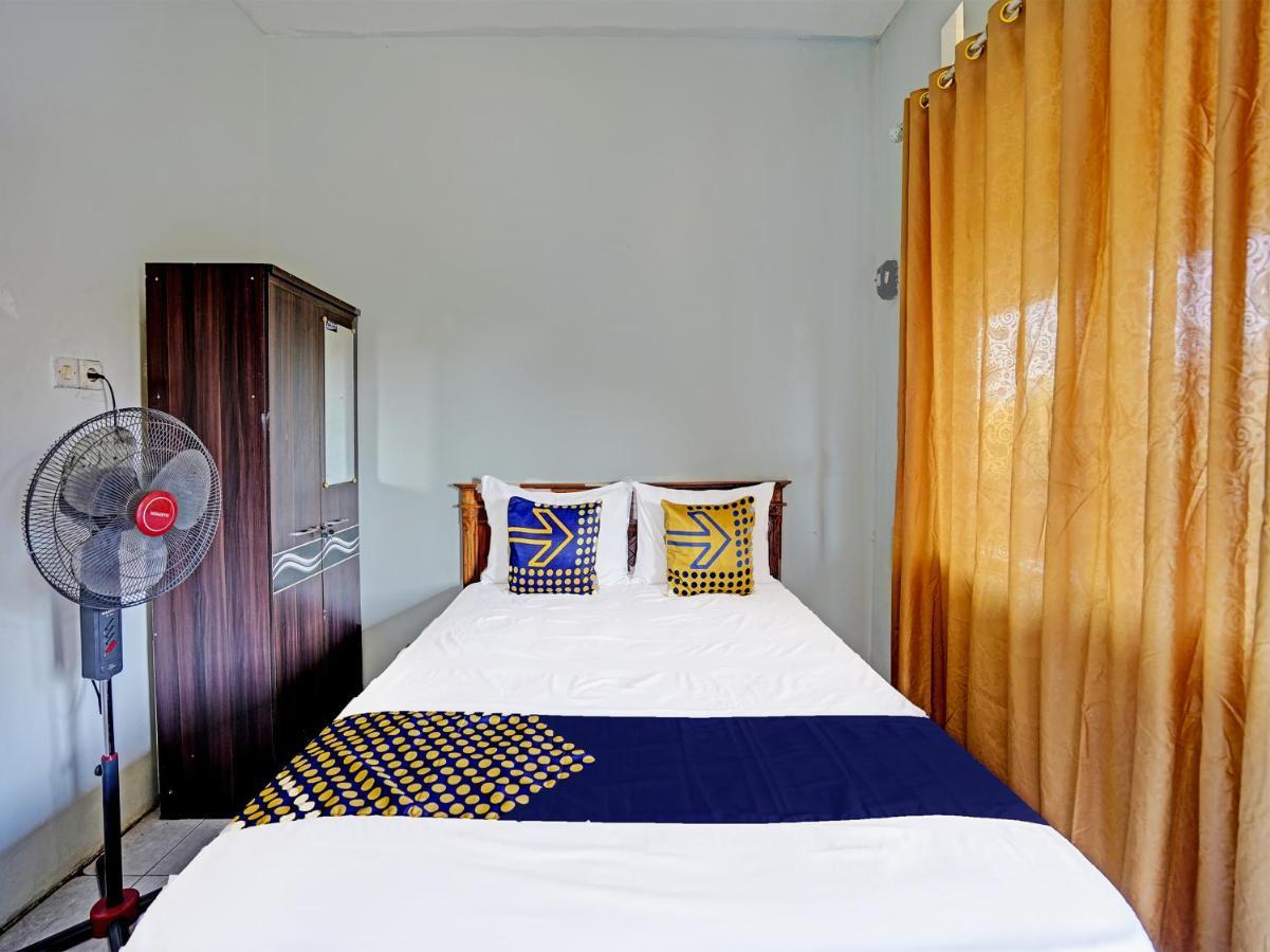 Spot On 91595 Sruni Syariah Hotell Gedangan Exteriör bild